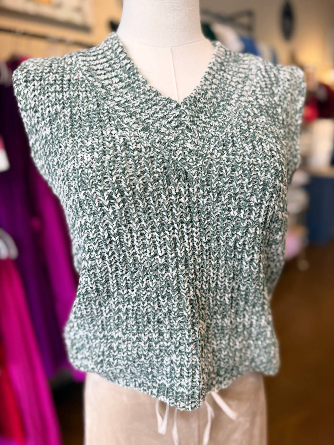 Kld. Signature - Women's Chenille Sweater Vest