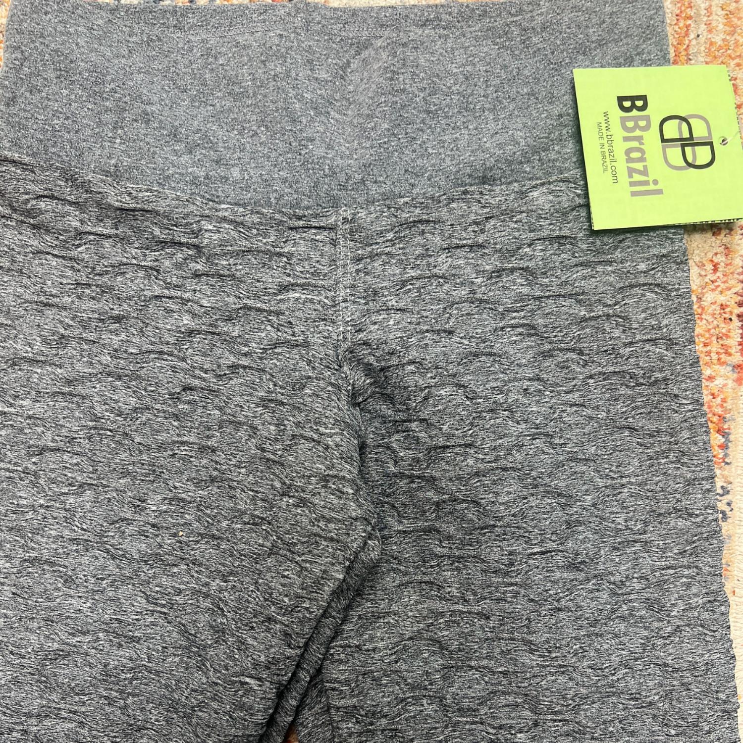 BBrazil Clothing Basket Weave Jacquard Capri Leggings in heather grey - women's pants - view 4