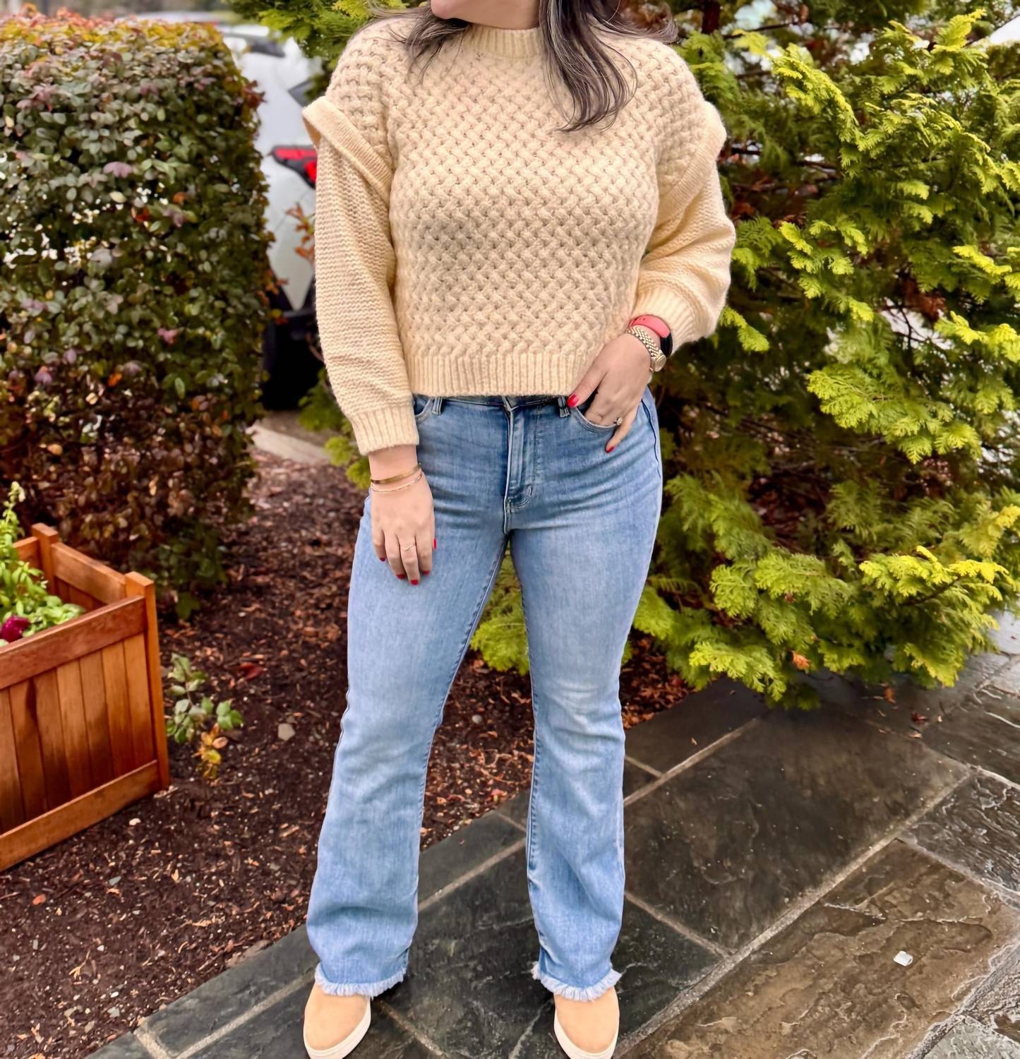 Kayla'S Armoire - Round Neck Knit Sweater