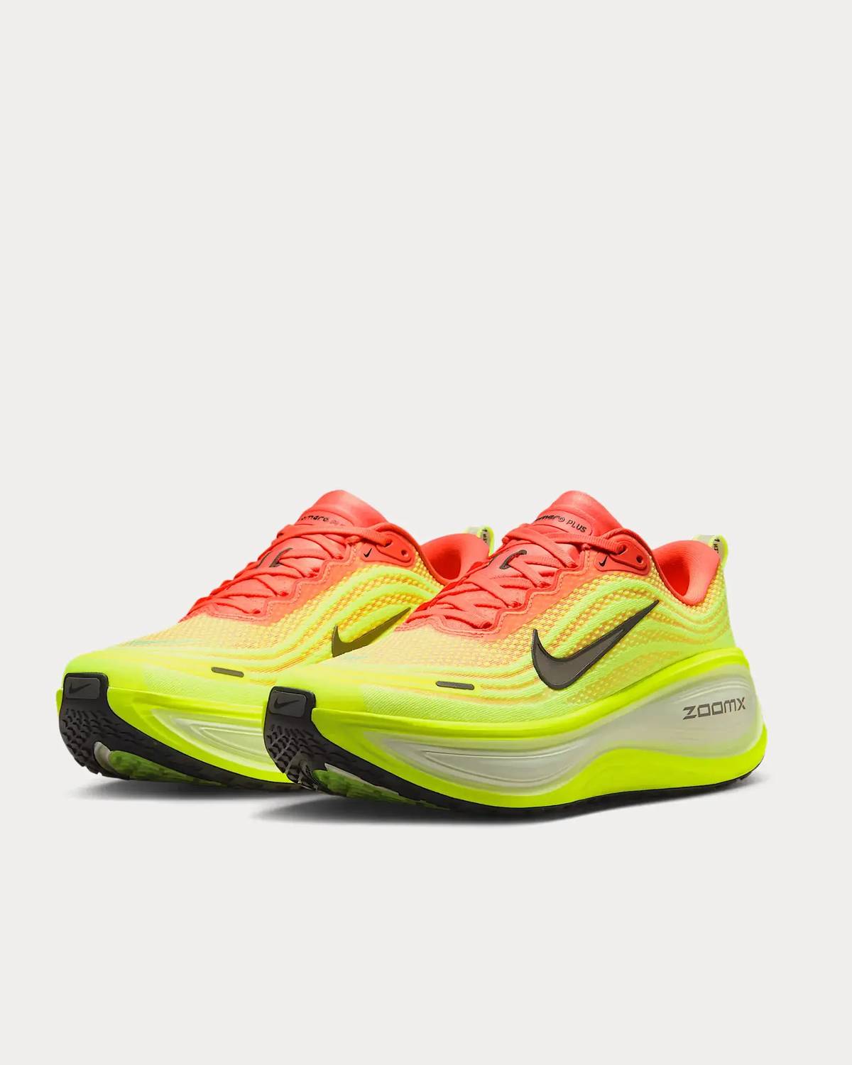 Nike - Men's Vomero Plus Running Shoe