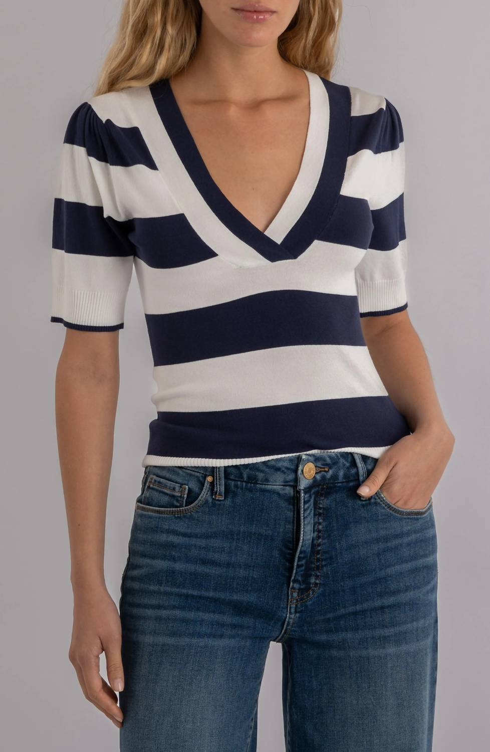 Kut From The Kloth - Yona Sweater