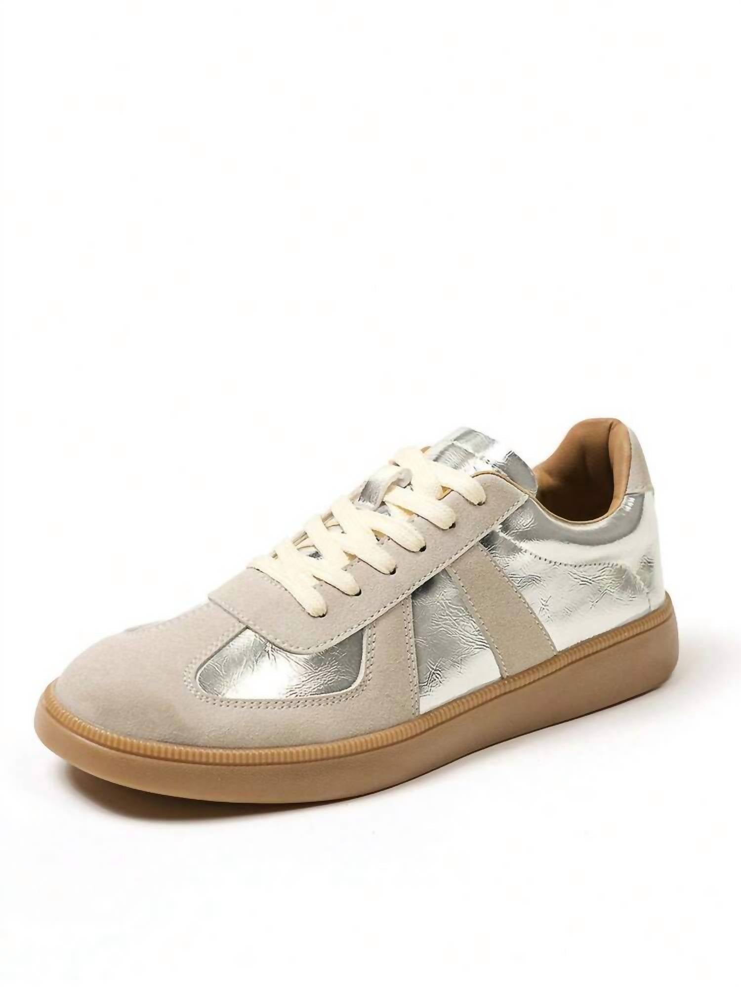 Miracle Miles - Women's Vera Sneaker