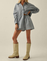 PROMESA Plaid Textured Seersucker Wide-leg Pocket Shorts in chambray - women's shorts - view 6