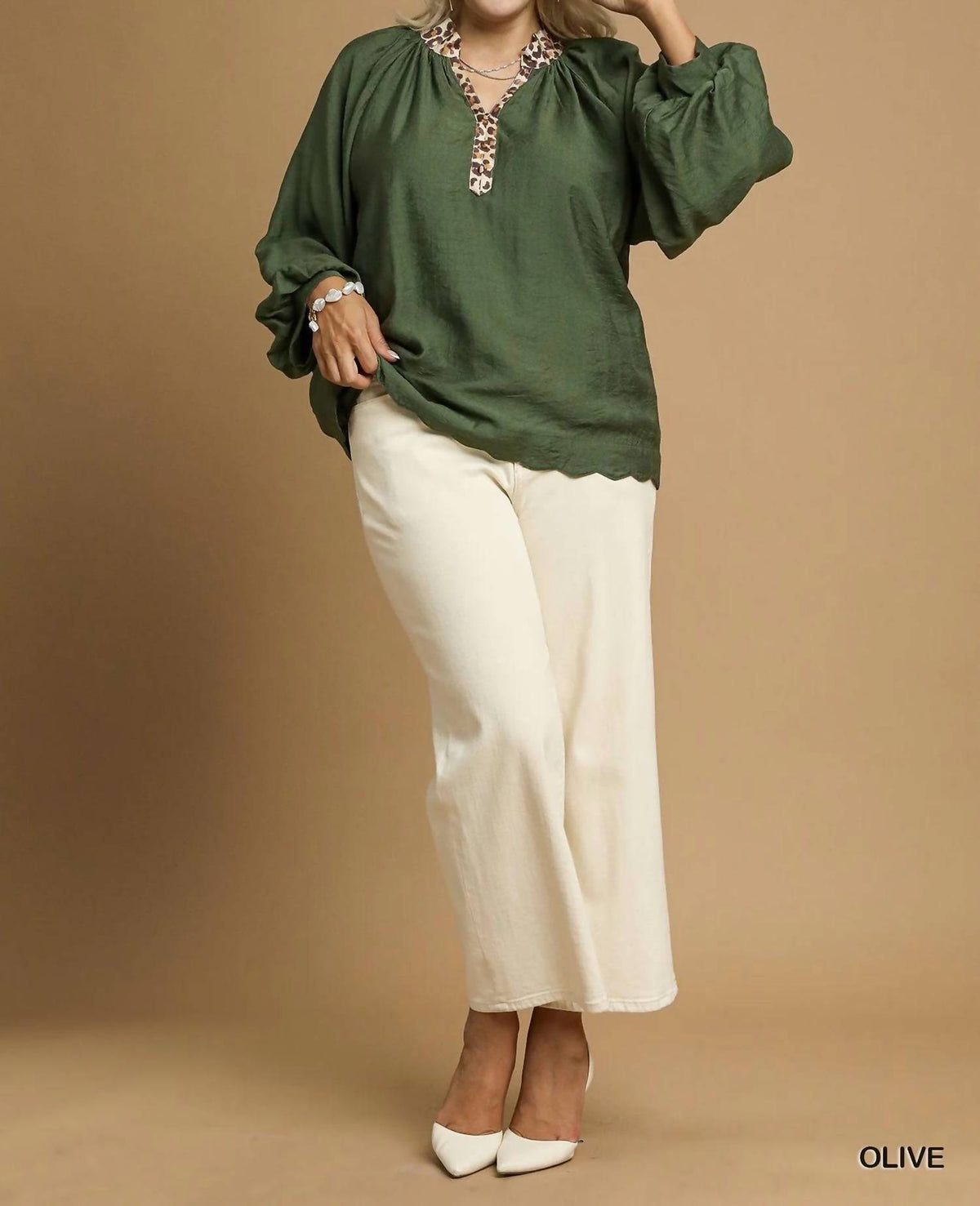 Umgee - Balloon Sleeve Blouse - Plus