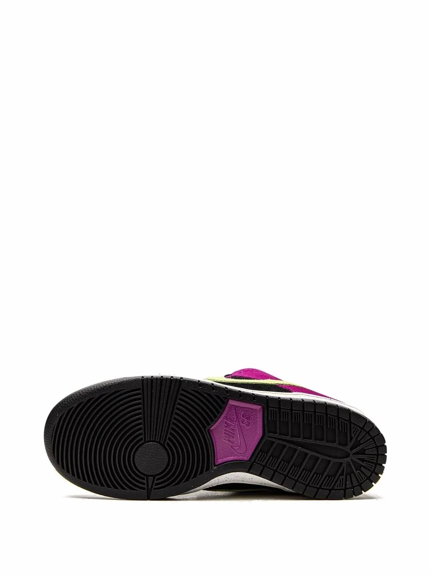 Nike - Men's Dunk Low Sneakers