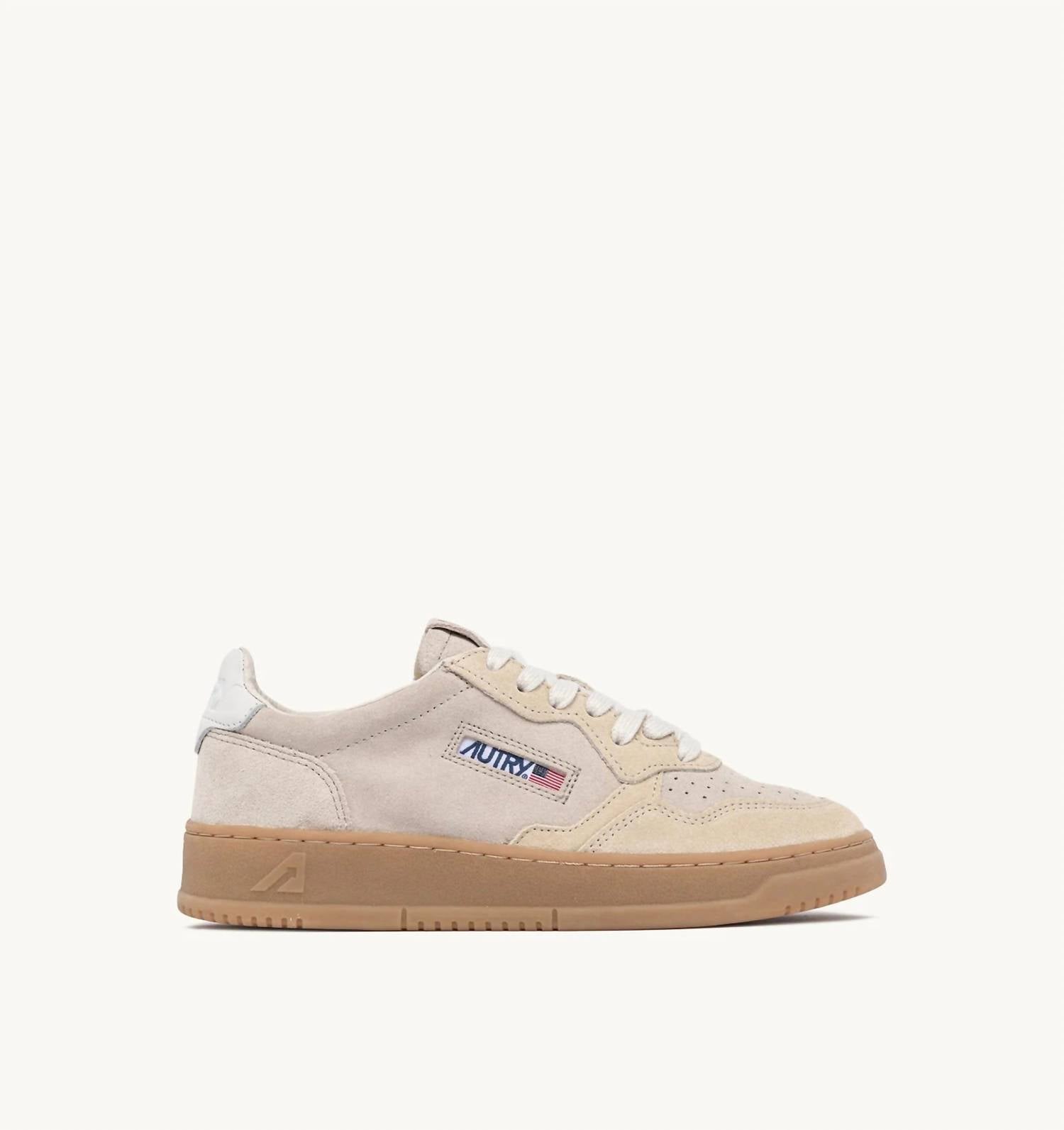 Autry - Women's Medalist Low Sneakers