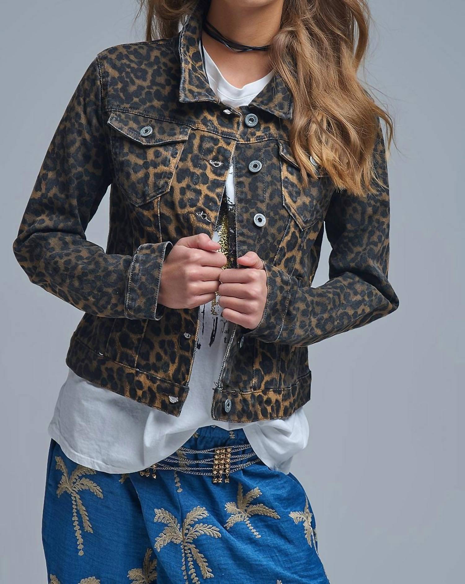 Q2 - Women's Leopard Denim Jacket
