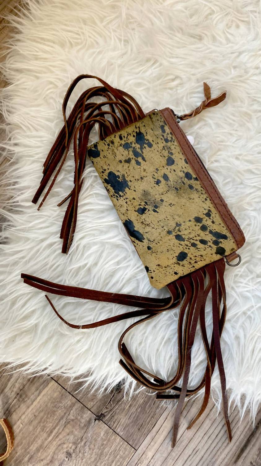 American Darling - Women's Speckled Hide Crossbody W/ Fringe Bag