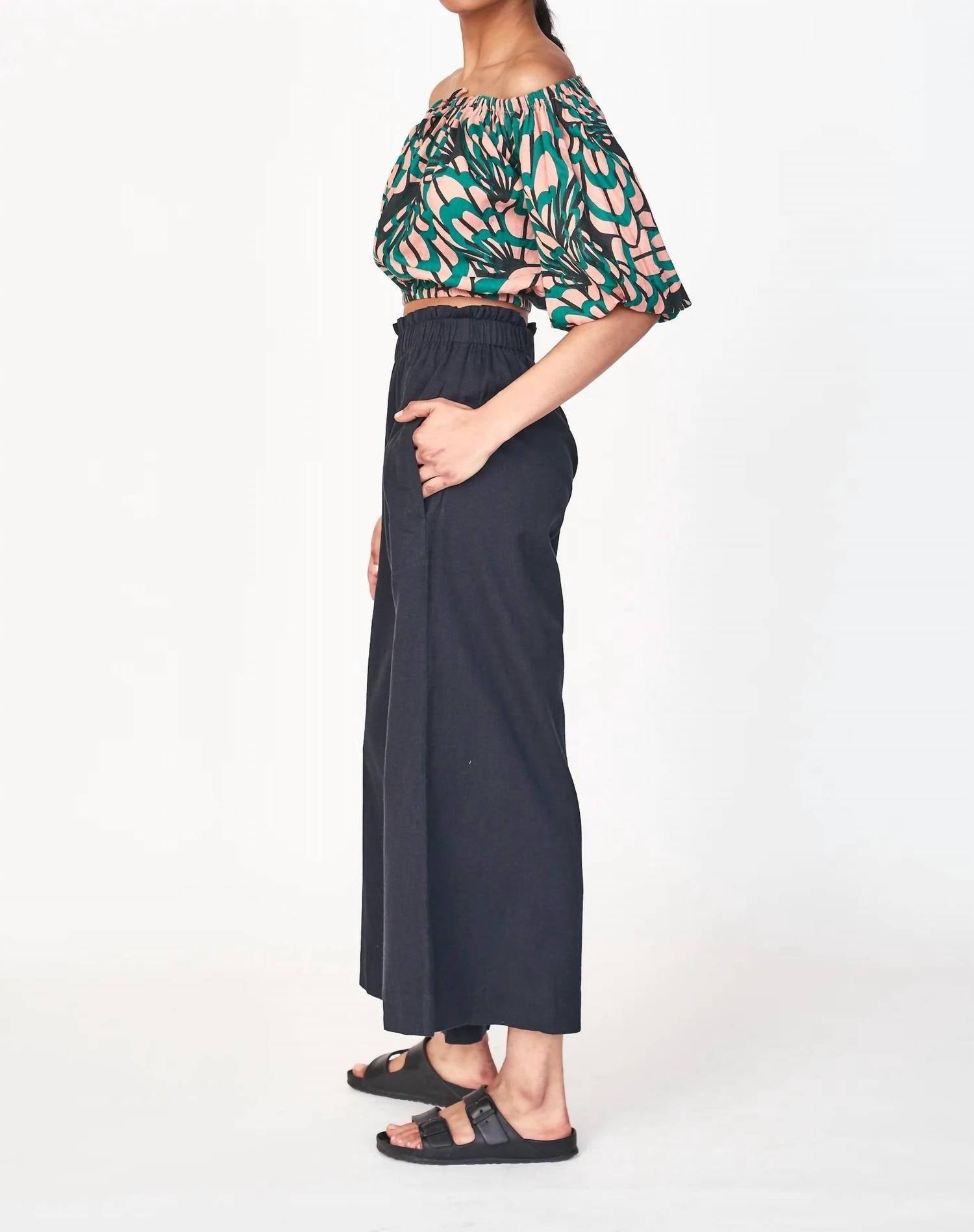 Mirth Wide Leg Ankle Pants in black - women's pants - detail view