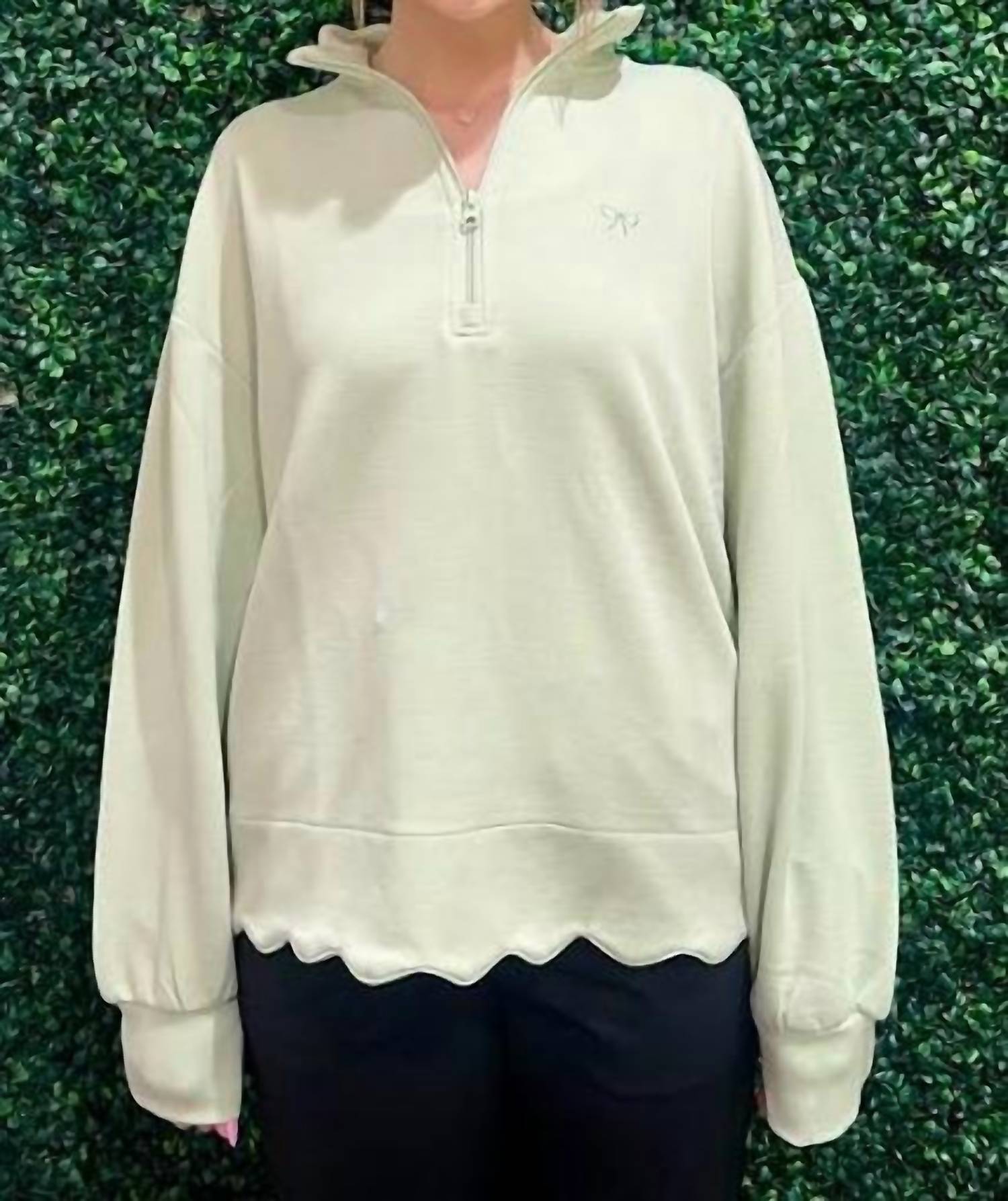 Simply Southern - Pullover Scalloped Edge Top