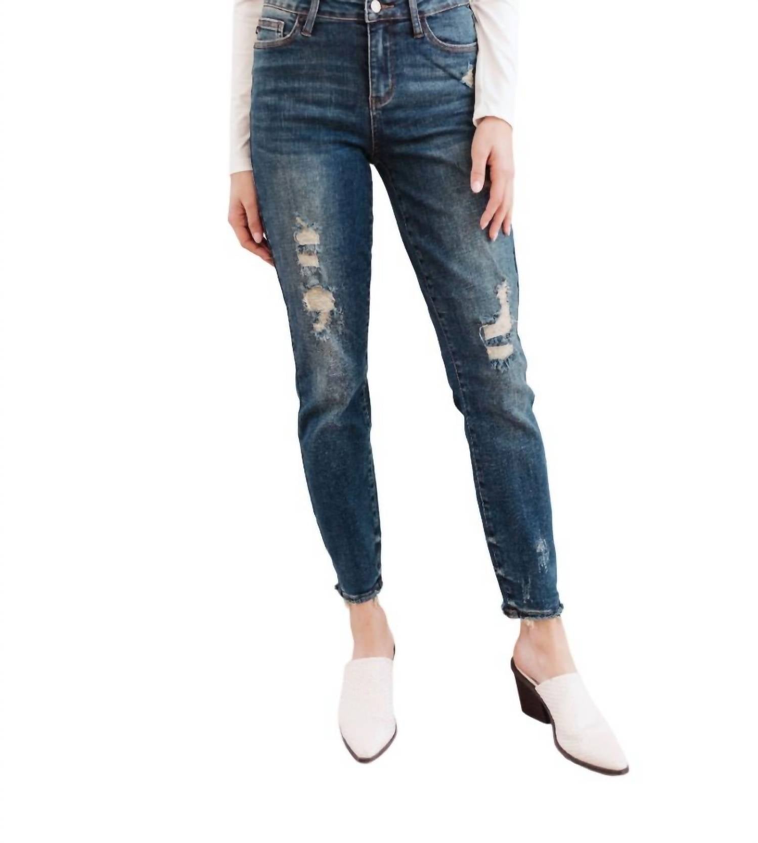 Judy Blue - Mid-Rise Destroyed Relaxed Fit Jeans