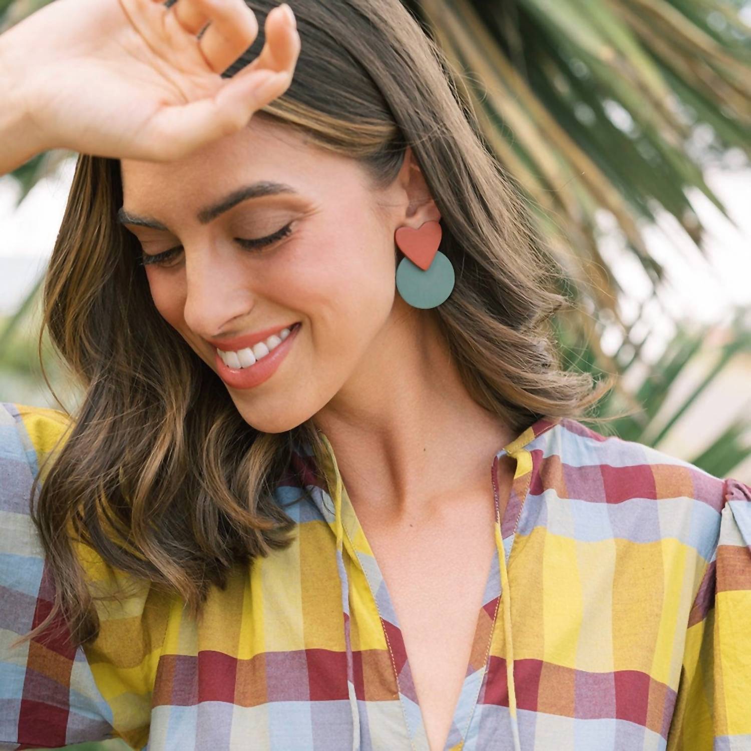 Sunshine Tienda - Women's Heart Earrings
