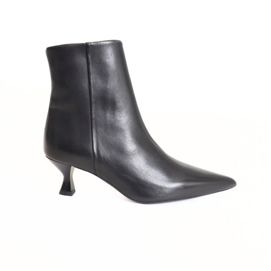 Pavement - Women's Wilma Heeled Booties