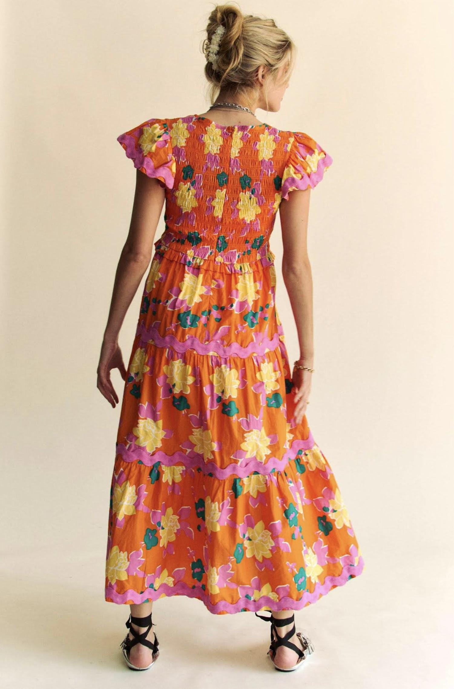 Davi & Dani - Floral Flutter Sleeve Midi Dress