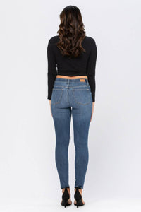 Judy Blue - Mid Rise Destroyed Knee Skinny Jeans
