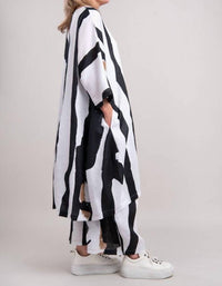 Alembika - Urban Abstract Linen Dress