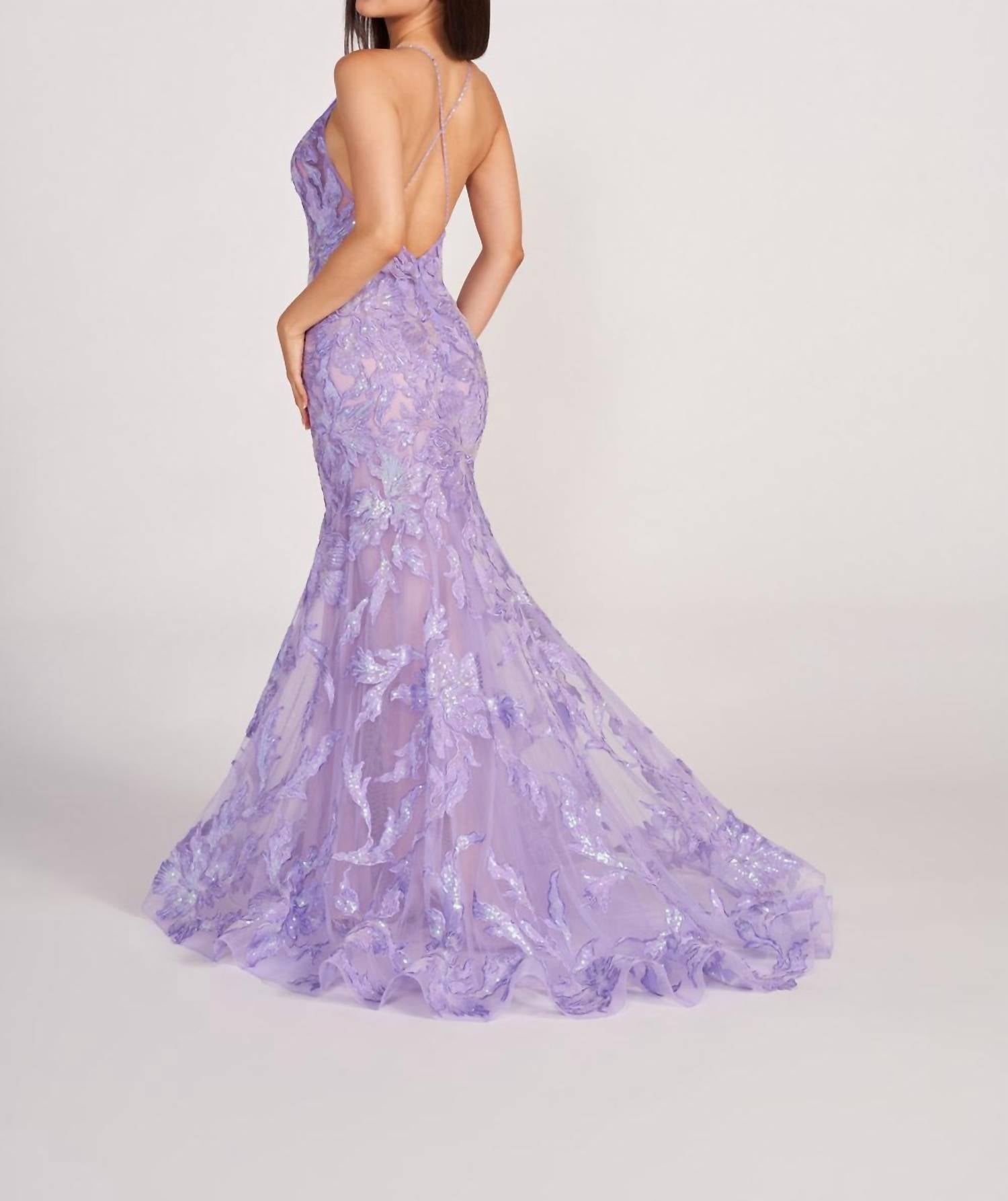 Ellie Wilde - Embroidered Trumpet Evening Dress