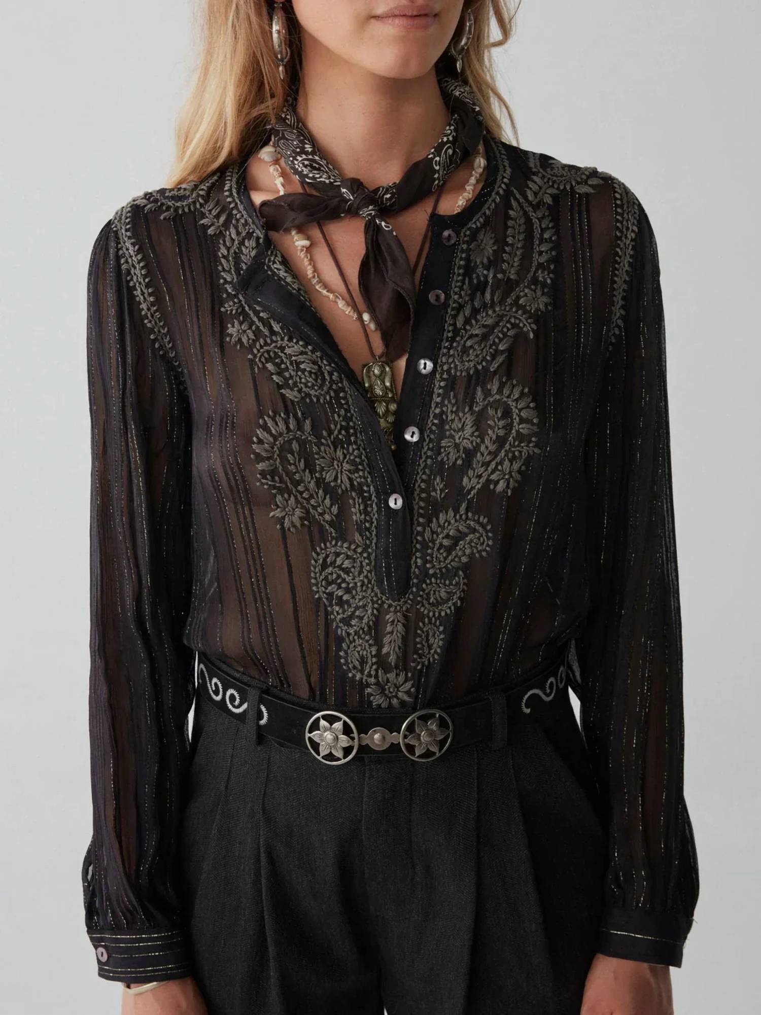 Maison Hotel - Kate Blouse