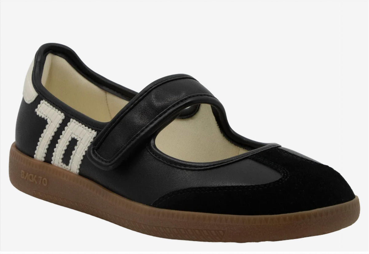 Back 70 - Women's Aya Sneakerina