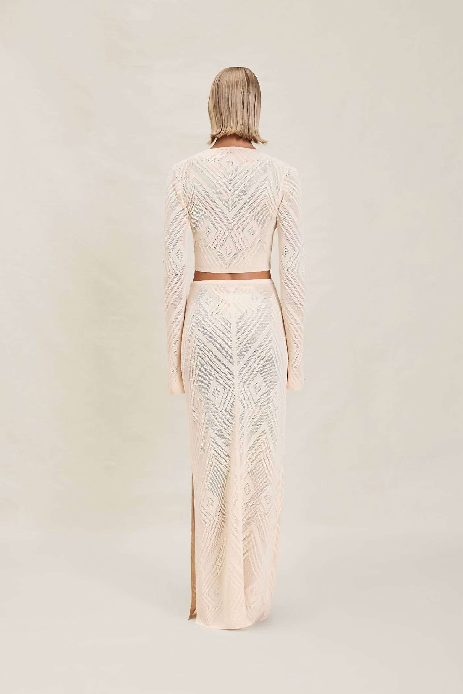 Devon Windsor - vale top