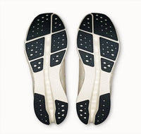 On - Women's Cloudsurfer 2 Sneakers - Wide