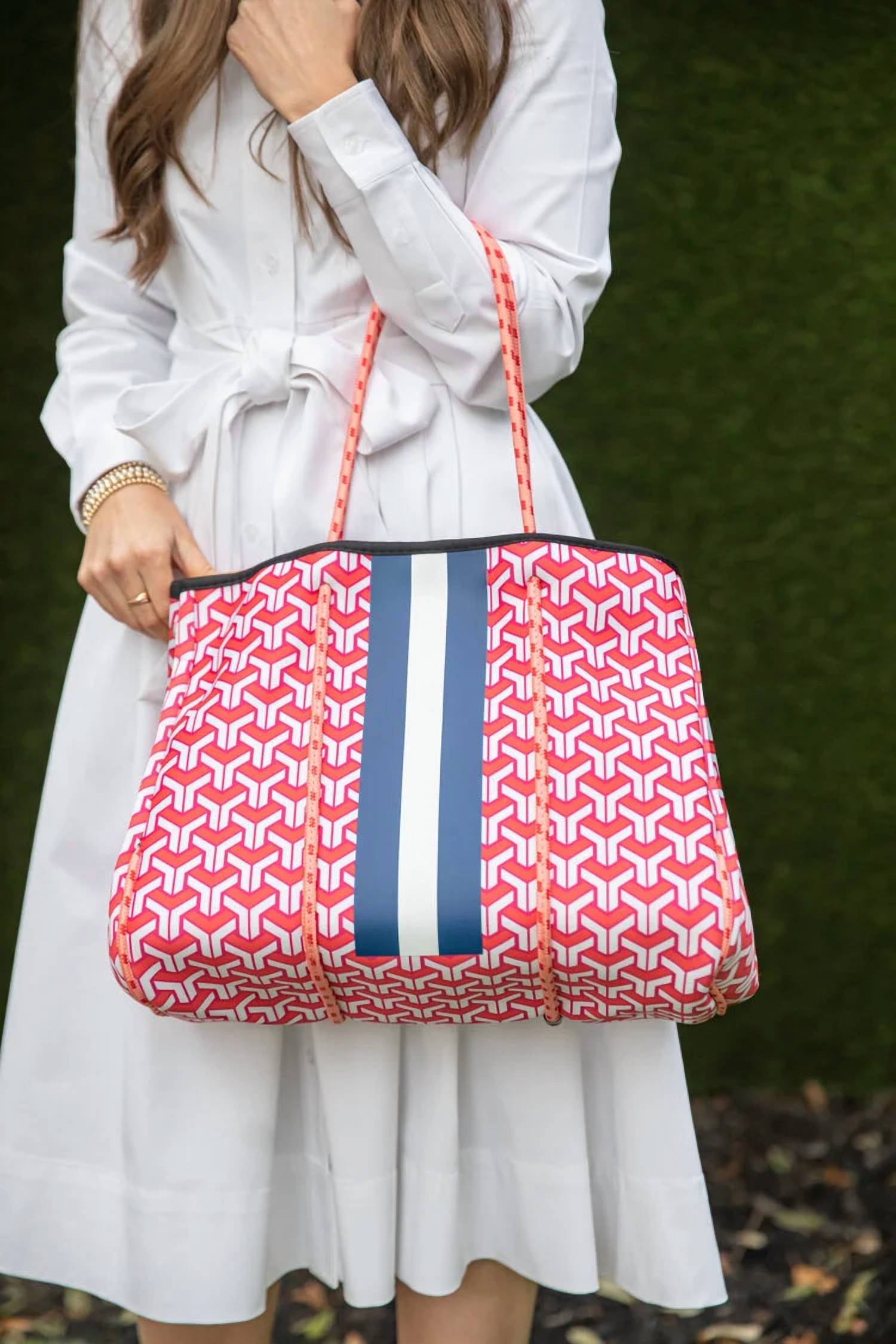 Skysheen - Women's Maze Neoprene Tote Bag