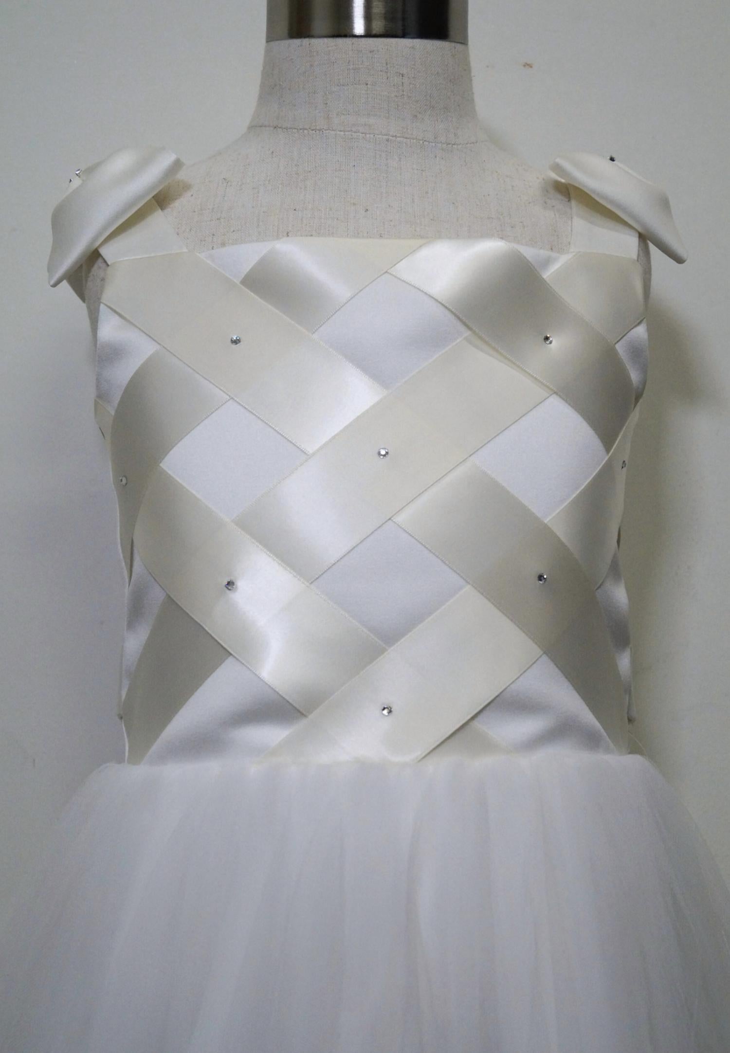 Tha Canadian Profile - Girl's Basket Weave Communion Dress