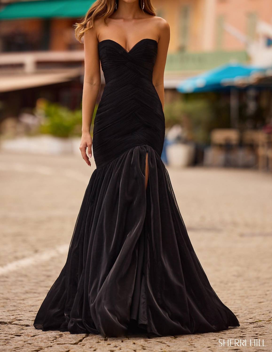 Sherri Hill - Strapless Mermaid Fit Dress