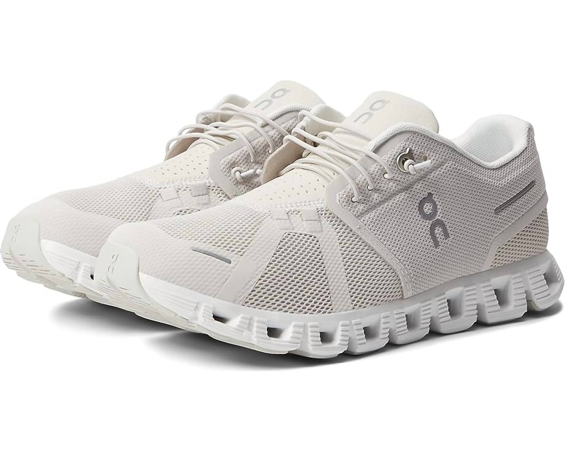 On Running - Women Cloud 5 Running Shoes