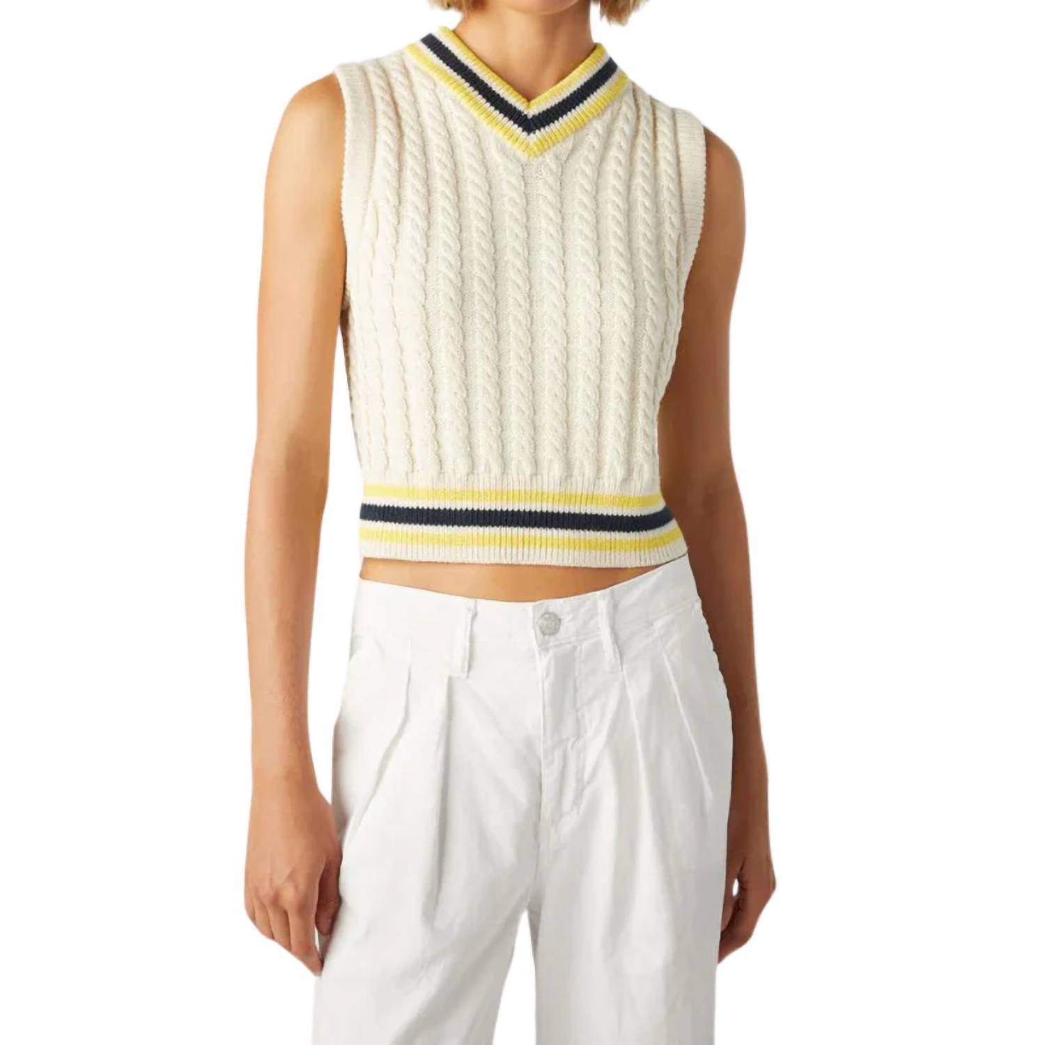 Amo - Selma Sleeveless V-neck Sweater