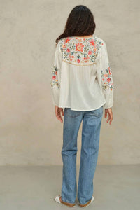 M.A.B.E. - Loren Floral Embroidery Top