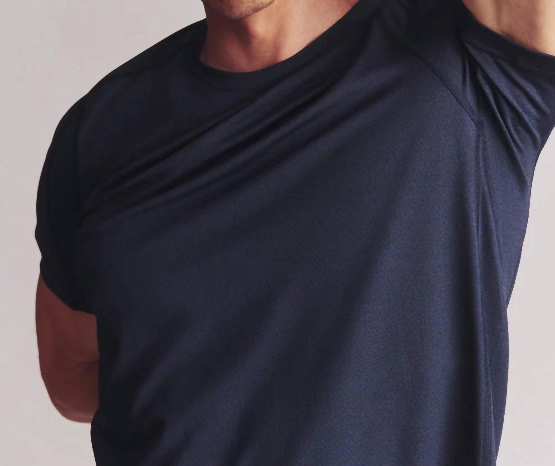 Rhone - Men Invictus Training Tee Top