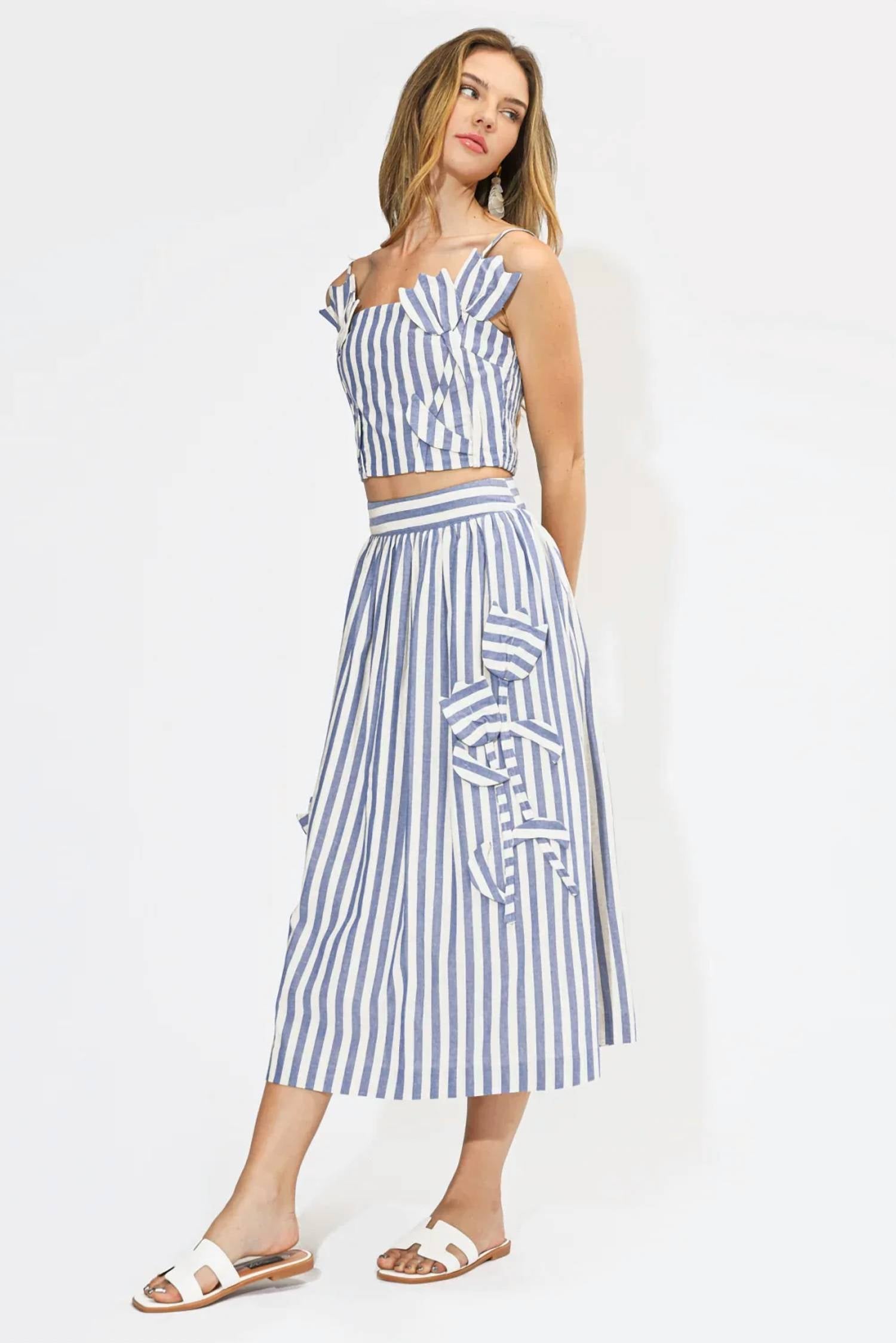 Adelyn Rae - Everly Striped 3d Floral Detail Midi Skirt