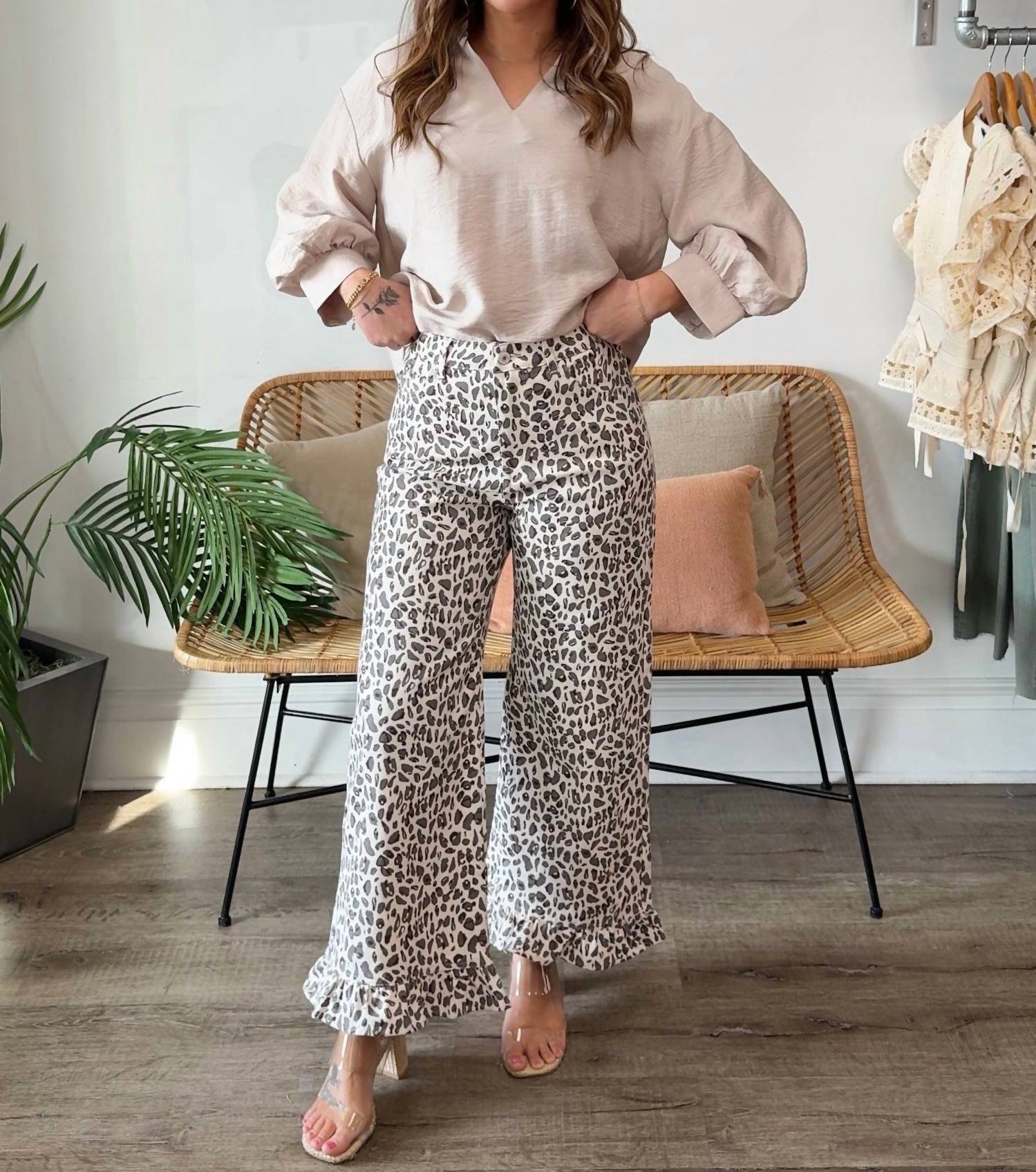 Entro - Clara Leopard Wide Leg Pants