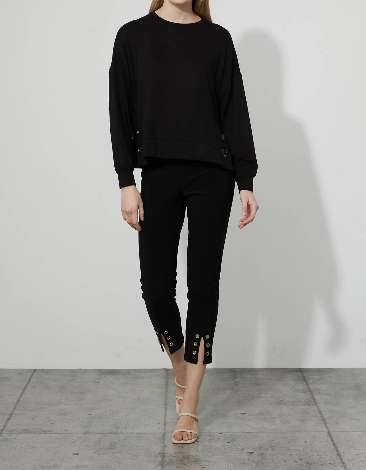 Joseph Ribkoff - Grommet Detail Crop Pant