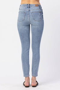 Judy Blue - Distressed Skinny Jeans