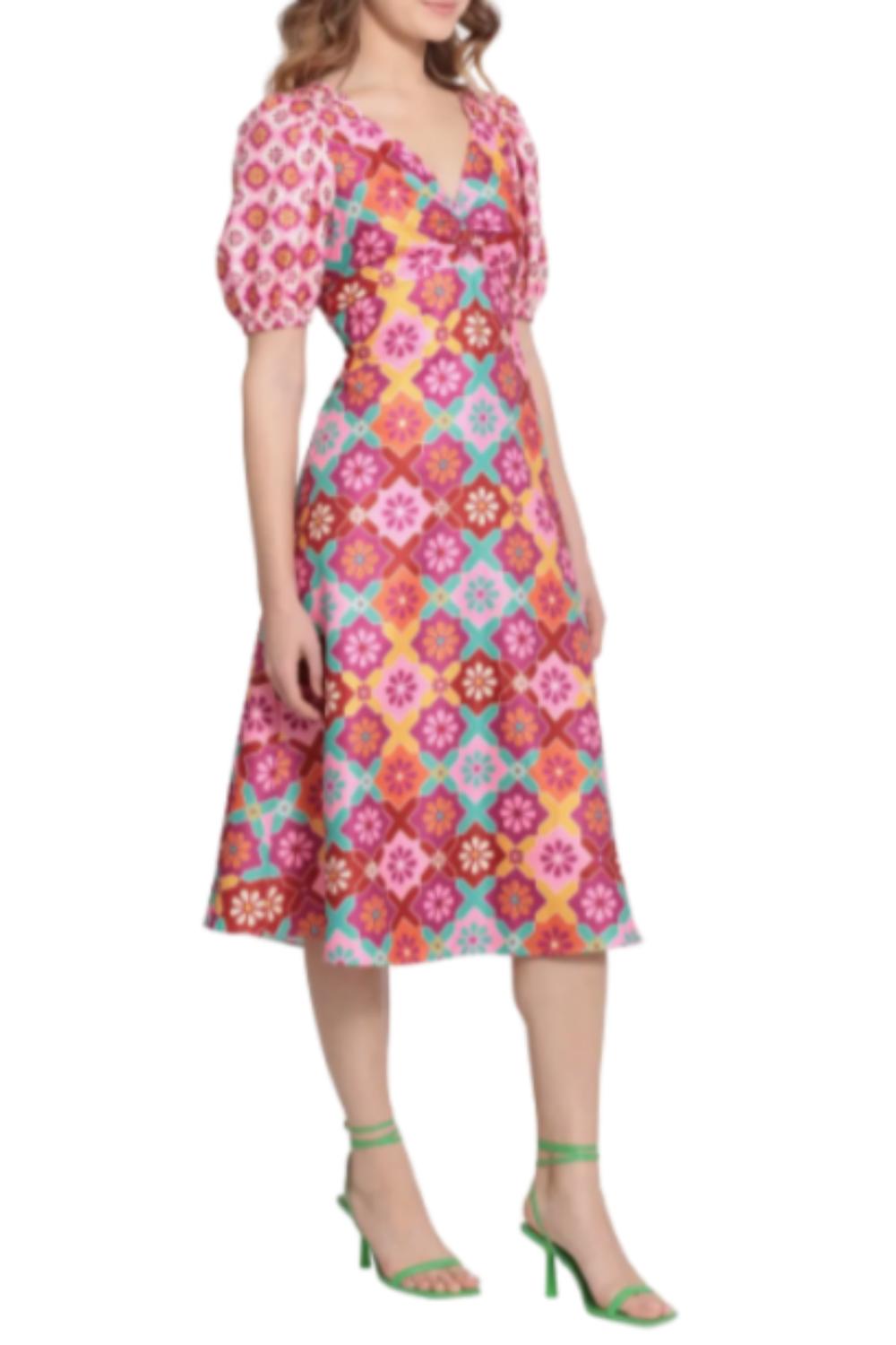 Donna Morgan - Floral Short Sleeve A-line Dress