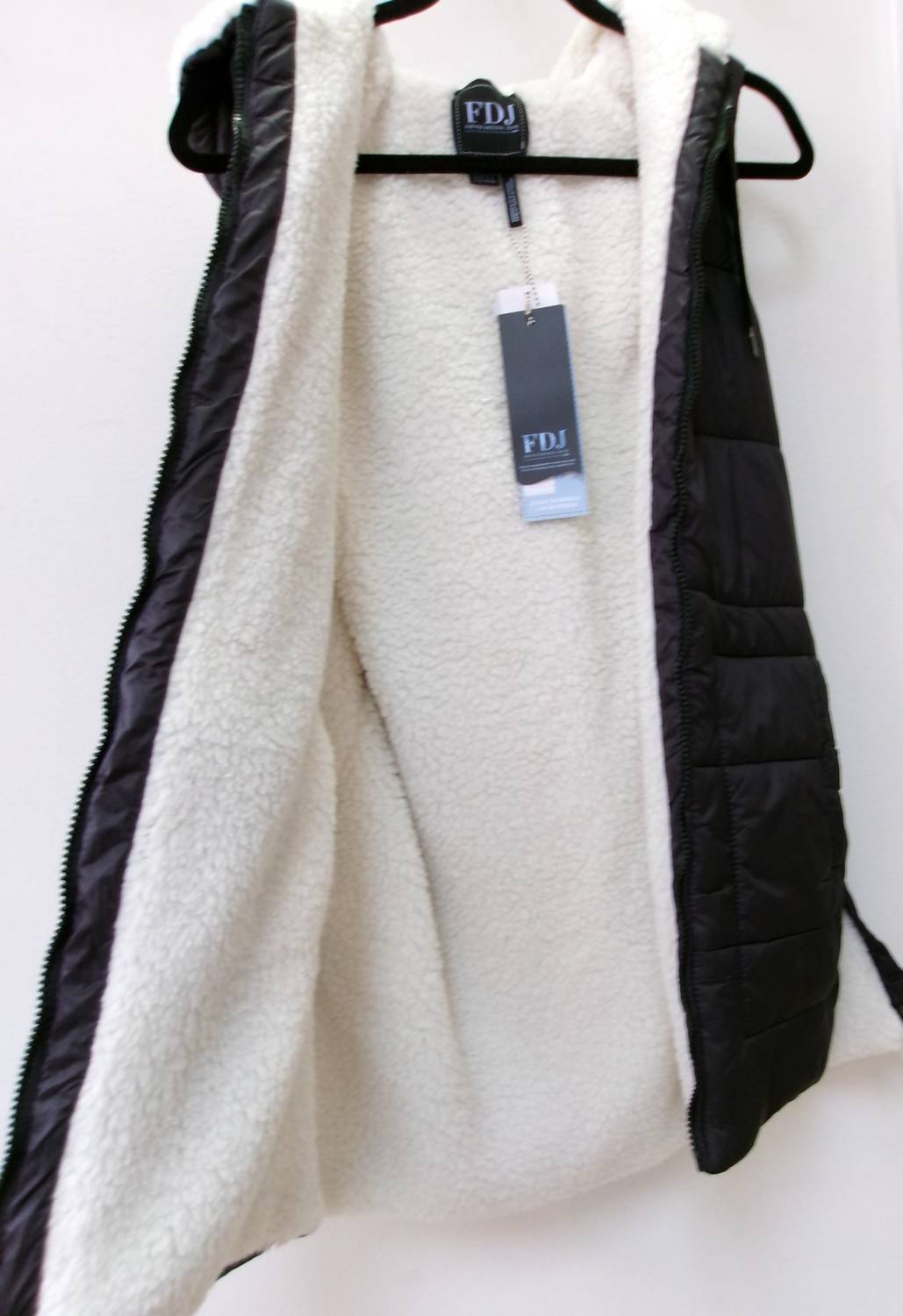 Fdj - Women's Reversible Quilted Vest With Hood
