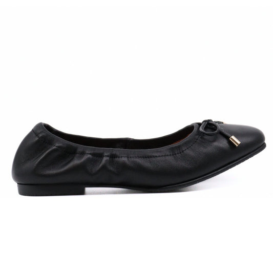 All Black - Women's Ballet Flats