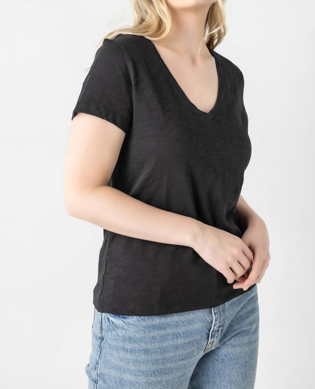 Lilla P - V-Neck Short Sleeve Back Seam Tee