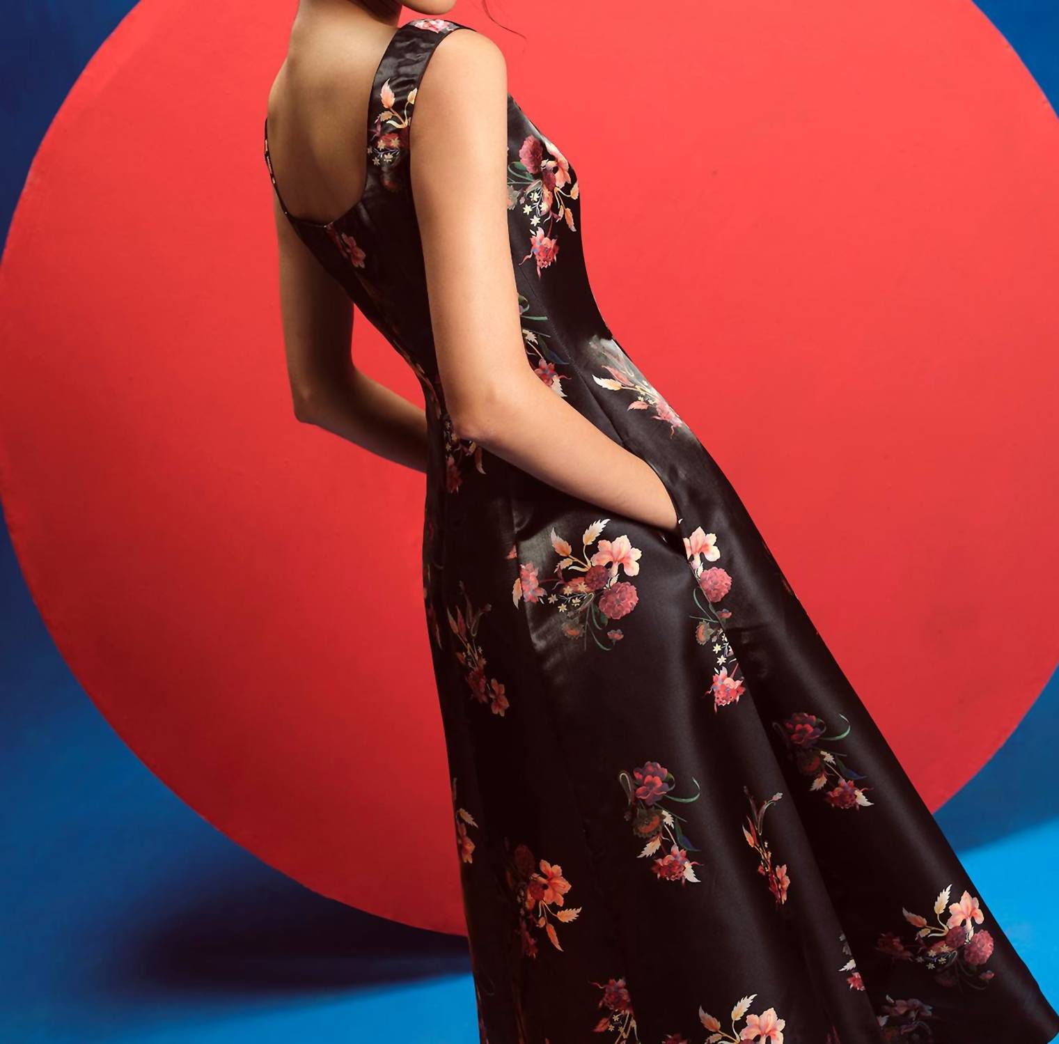 La Fuori Silk Midi Dress in noir flora print - women's dress - detail view
