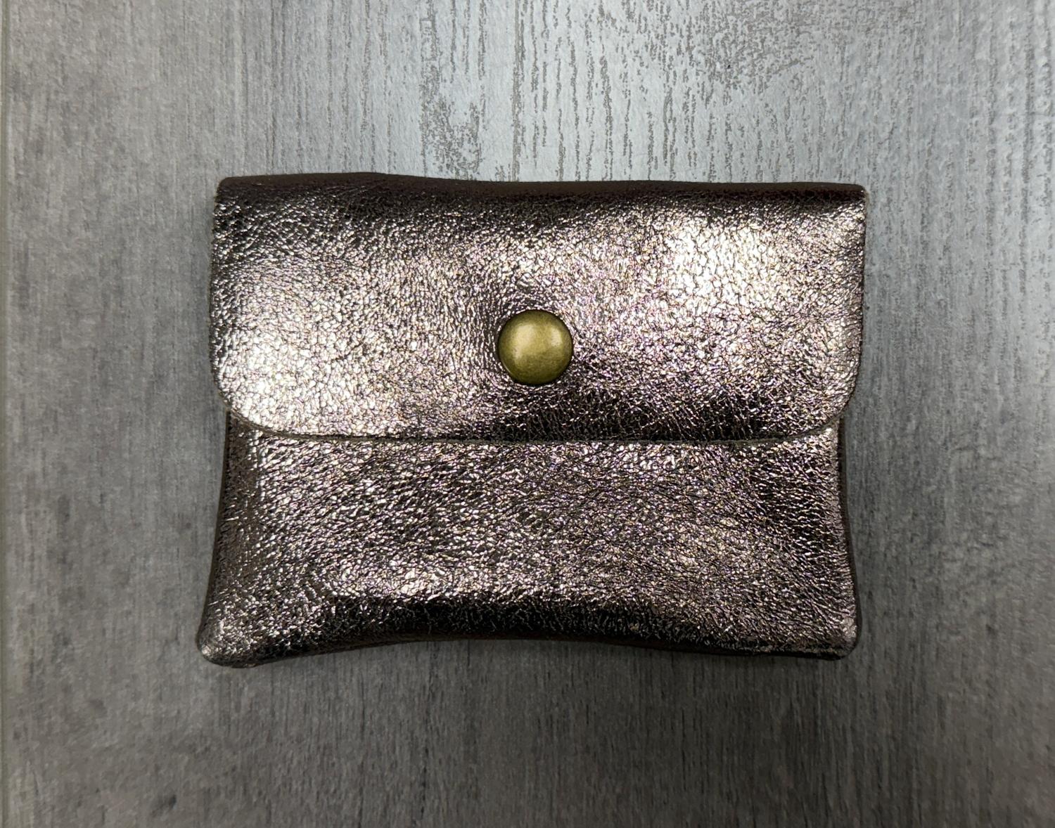Two Amicis - Women's Metallic Coin Holder