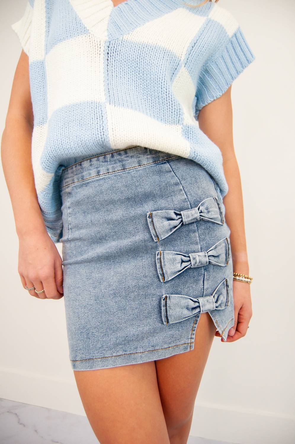 Main Strip - Mini Skirt With Bow Detail