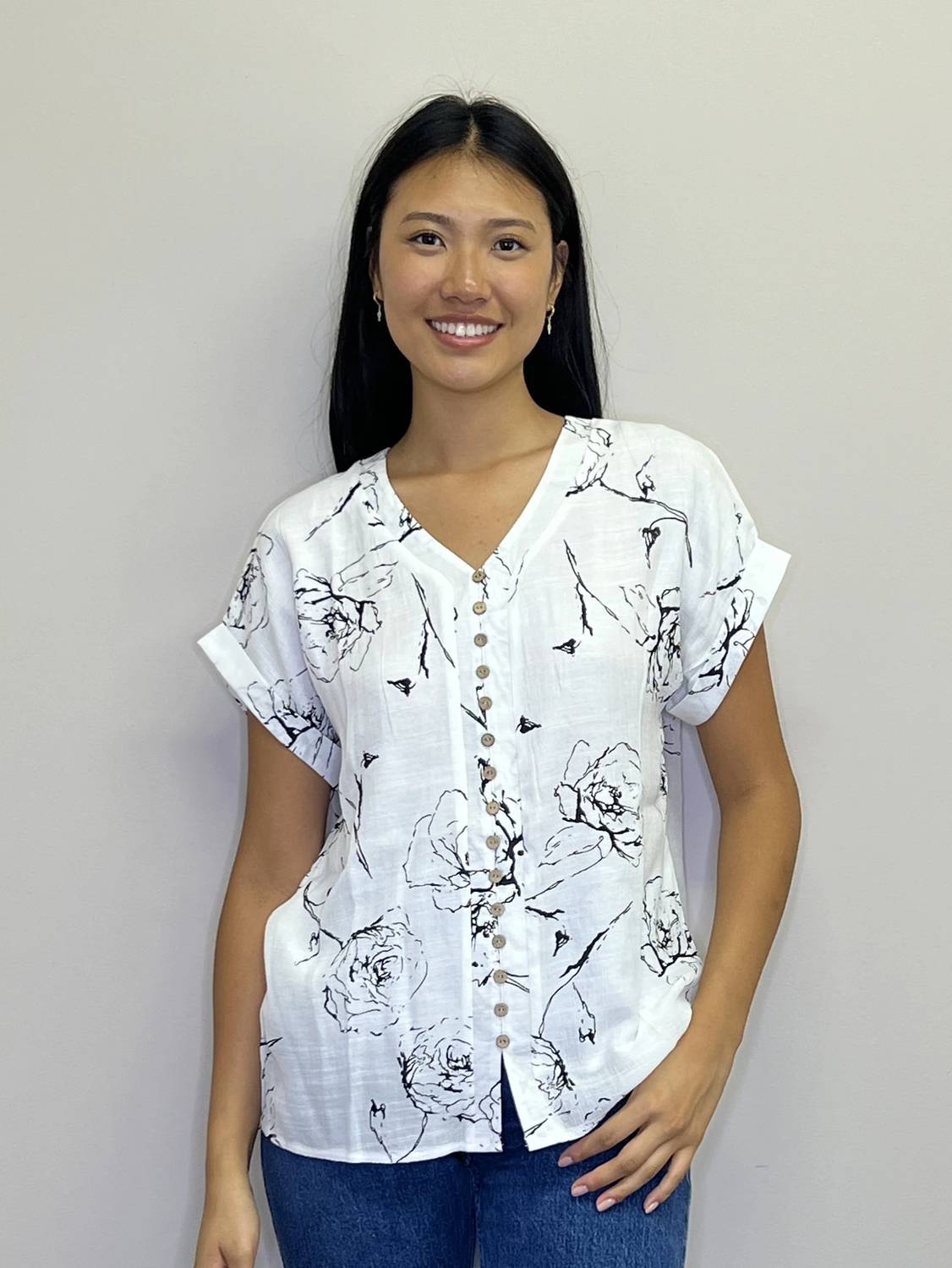 Papillon - Short Sleeve Crinkle Floral Button Front Top