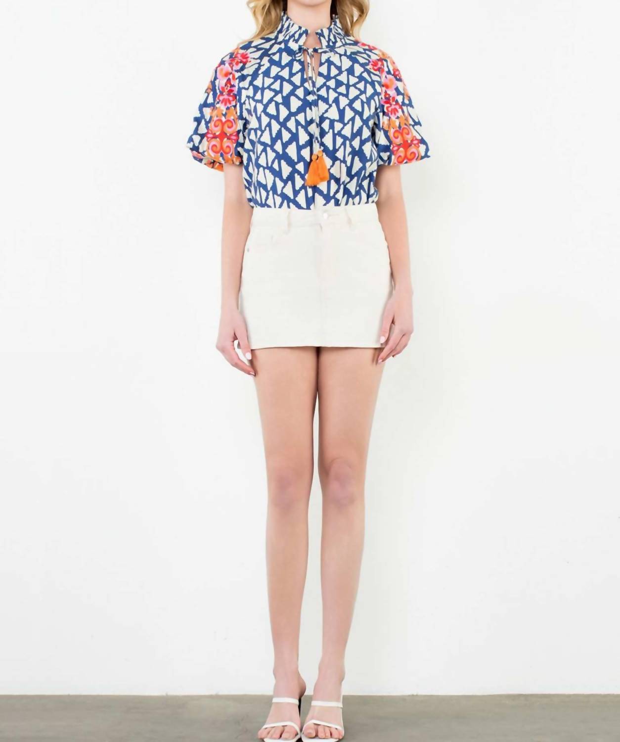Thml - Embroidered Puff Sleeve Blouse