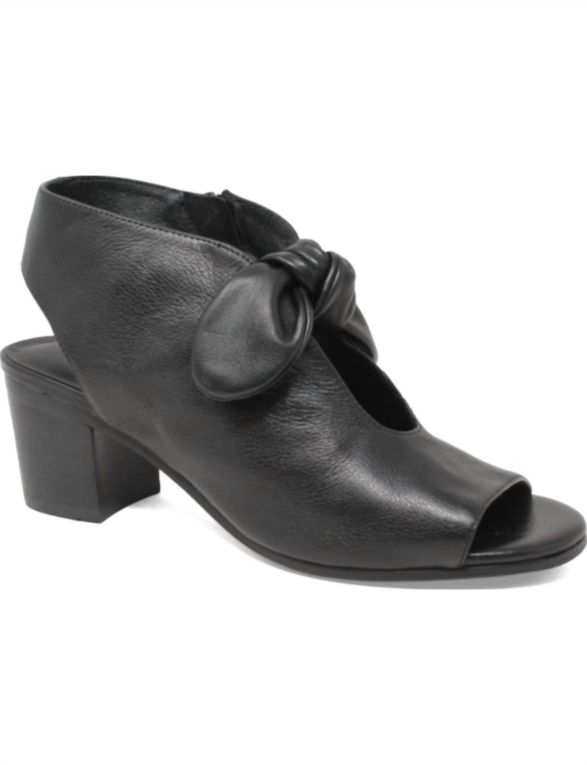 Django & Juliette - Women's Banana Block Sandals