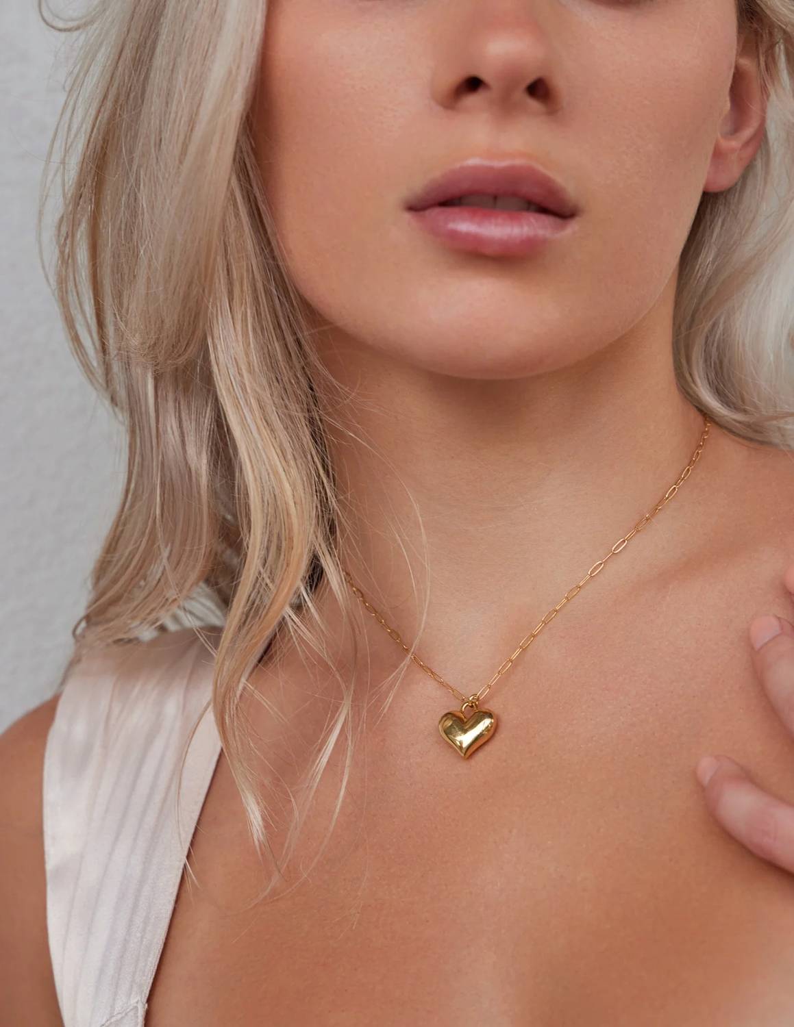 Adriana Pappas - Women's Heart Padlock Necklace