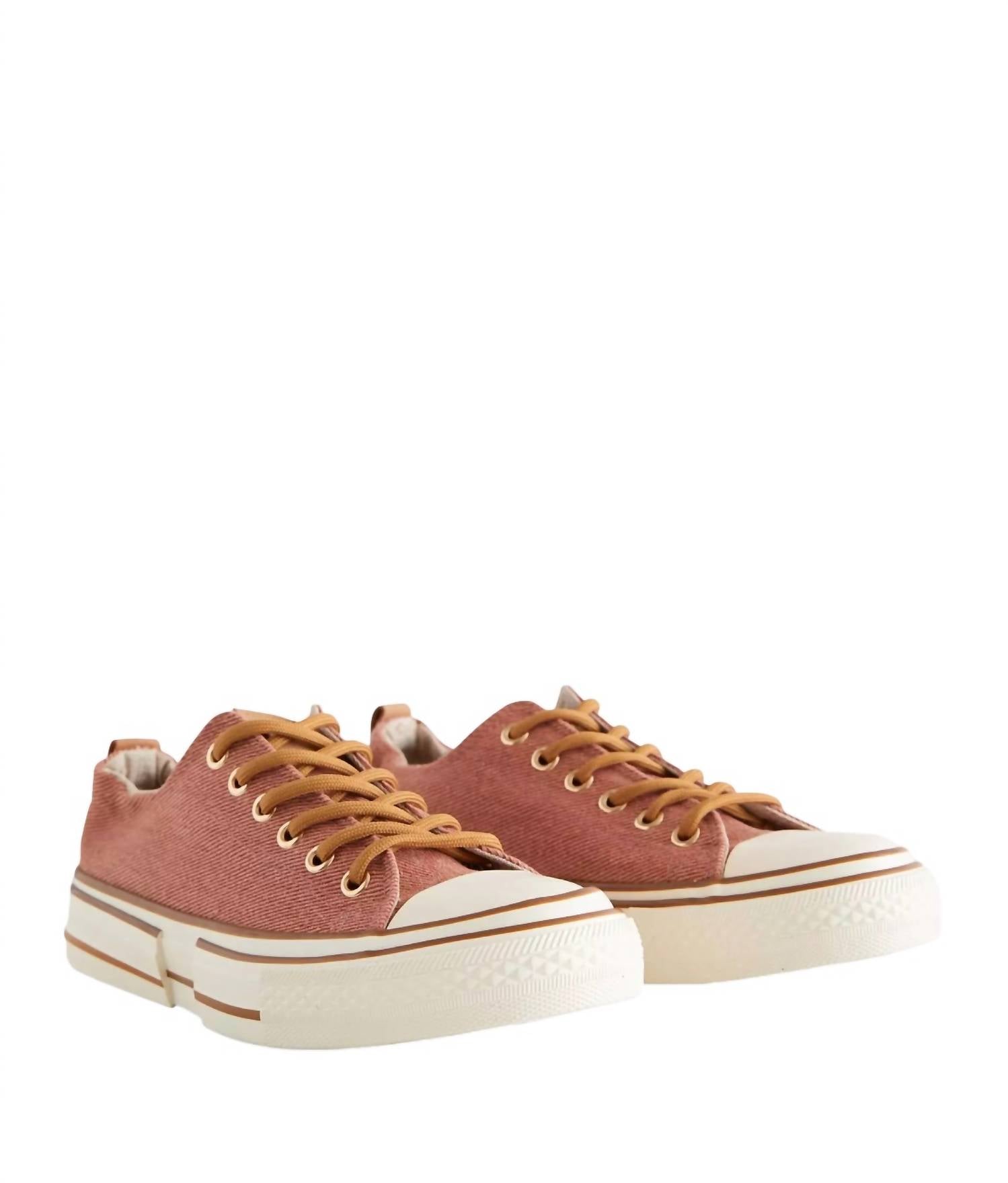Very G - Women's Driana Sneaker