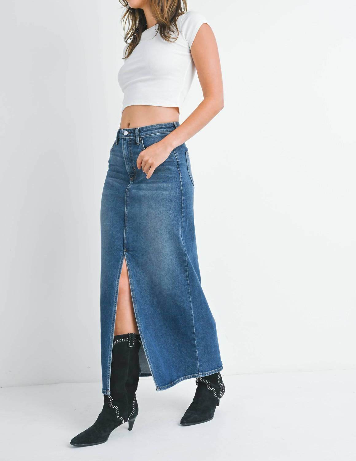 Just Black Denim - Stretch Classic Midi Skirt