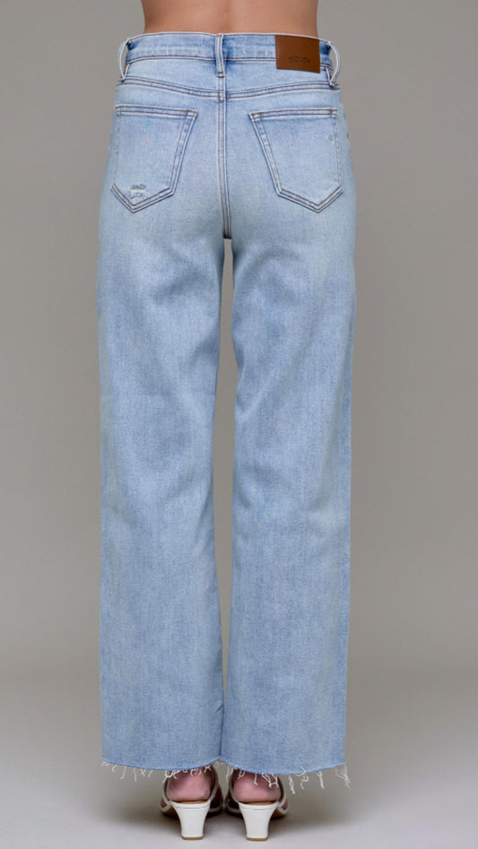 Hidden - High Rise Light Wash Classic Stretch Dad Jeans
